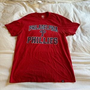 Philadelphia Phillies Red Women's Medium T-Shirt 47 Brand